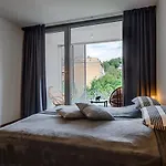 Homy Hotel